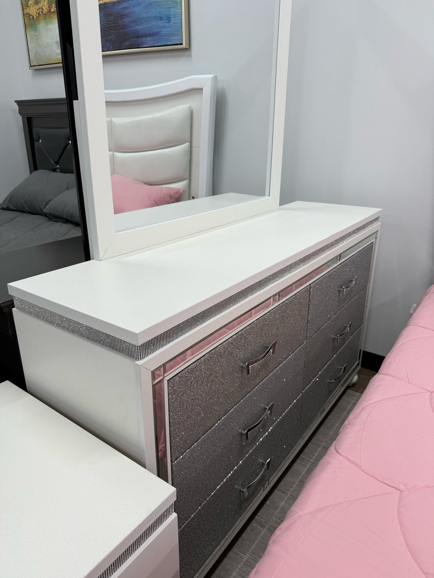 Collete Queen 4 PC Bedroom Set  (mattress and chest not included )